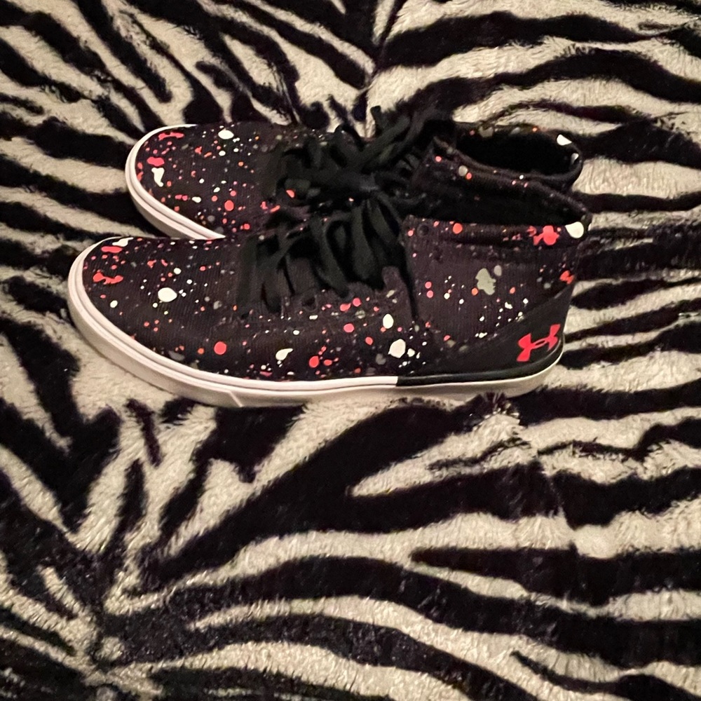 Under Armor - image 3